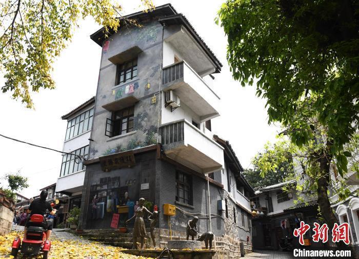 意媒：旧将马诺拉斯向罗马自荐，波尔图&萨勒尼塔纳对球员感兴趣